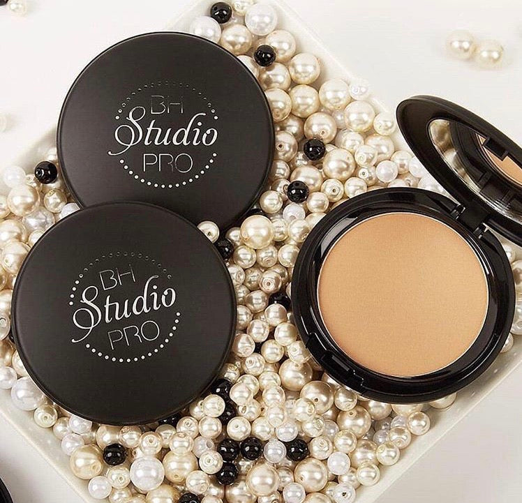 Bh Studio Pro Studio Pro Matte Finish Pressed Powder