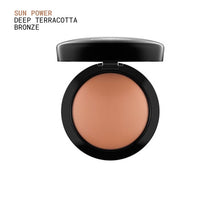 MAC Mineralize Skinfinish Powder